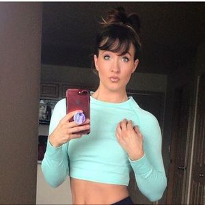 NVGTN originally (just peachi) long sleeve crop